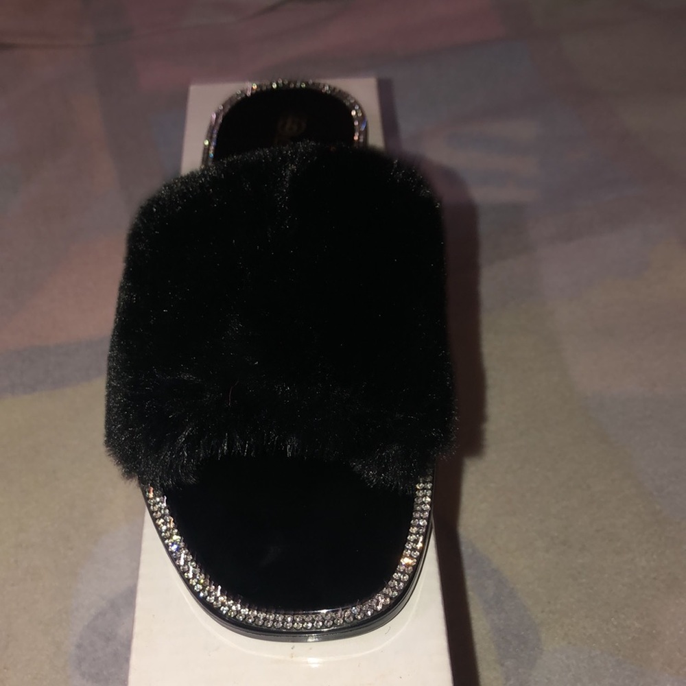 Black fur slides size 6 women silver rhinestone rubber shoes brand new with box